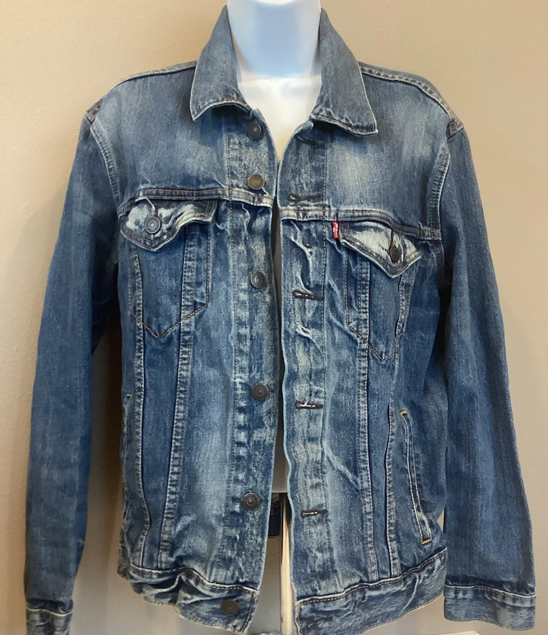 Levi’s Denim Trucker Jacket Distressed Bleached 72334 Men's Medium Blue