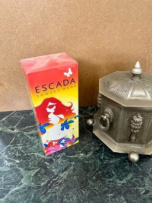 Escada Fragrance Escada Miniature Set Tommy Hilfiger True Star
