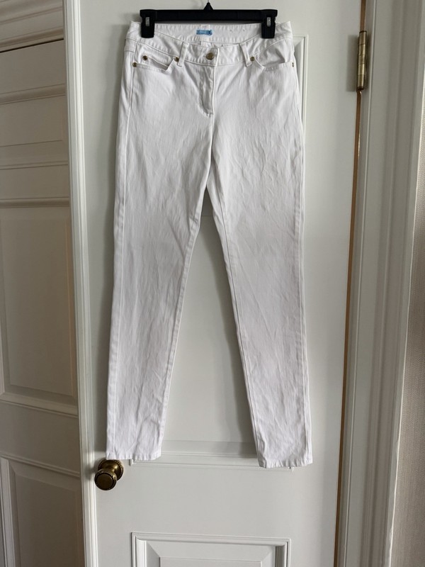 J McLaughlin women’s white denim jeans, size 4