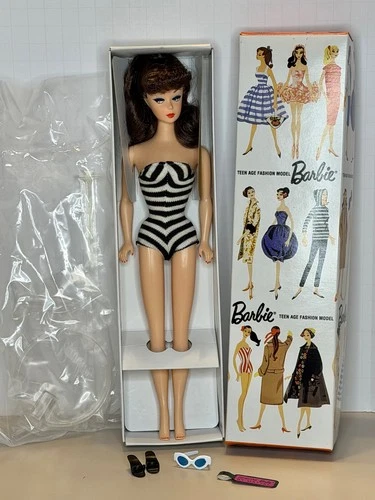 1993 Mattel 35th ANNIVERSARY BARBIE - Original 1959 Barbie Reproduction