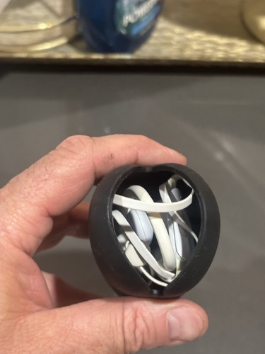 Beat Studio Buds Plus High-End In-Ear Earphones with True Wireless Bluetooth - Picture 2 of 5