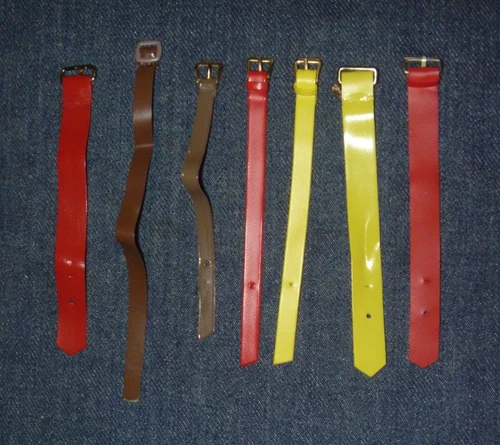 VINTAGE LOT OF 7 MATTEL BARBIE DOLL AND FRIENDS ASSORTED BELTS FOR OUTFITS