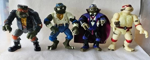 TMNT Universal Monsters Action Figure Set of 4 1993 Vintage Playmates