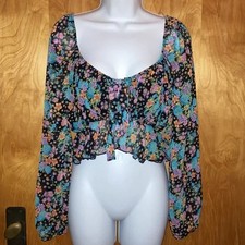 WILD HONEY FLORAL CROPPED RUFFEL BLOUSE - BNWT - SIZE M - $86