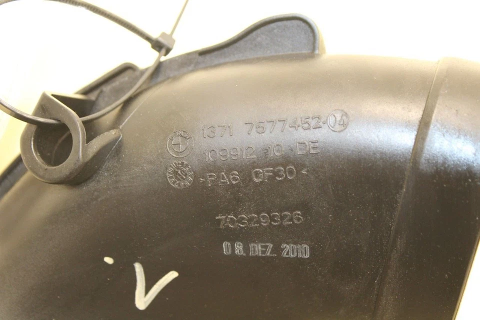 2010-2015 BMW 750Li xDrive 4.4L AWD entrada de ar traseira esquerda duto de saída superior - Imagem 3 de 4