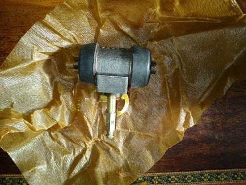 NEW 0.800" / 20mm REAR WHEEL BRAKE CYLINDER - FITS: FORD TRANSIT MKI (1968-75) - Picture 1 of 9
