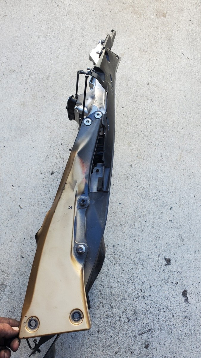 16-19 KAWASAKI NINJA ZX10R REAR SUBFRAME BACK SUB FRAME 2016 16-19 KAWASAKI NINJA ZX10R REAR SUBFRAME BACK SUB FRAME 2016