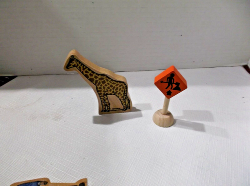 Pretend Play Wooden Figure/ Animal Blocks - Picture 7 of 7