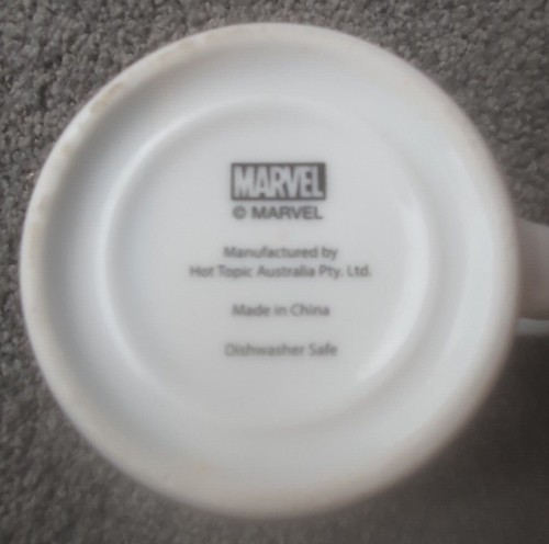 Marvel Team Avengers 11oz Coffee / Tea Mug Hulk Cpt America Thor - FREE POSTAGE - Picture 4 of 5