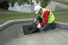 UltraTech 9162 Polyester Ultra Inlet Guard Plus Oil and Sediment Model with
