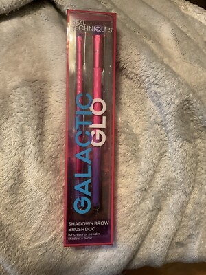 Real Techniques Galactic Glow Brush Duo