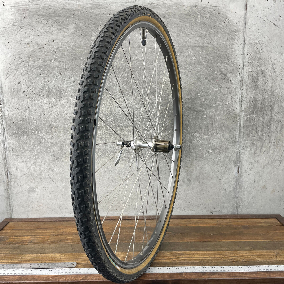 Araya 700c Hybrid Rear Wheel VX300 Vintage Shimano Exage Araya 700c Hybrid Rear Wheel VX300 Vintage Shimano Exage