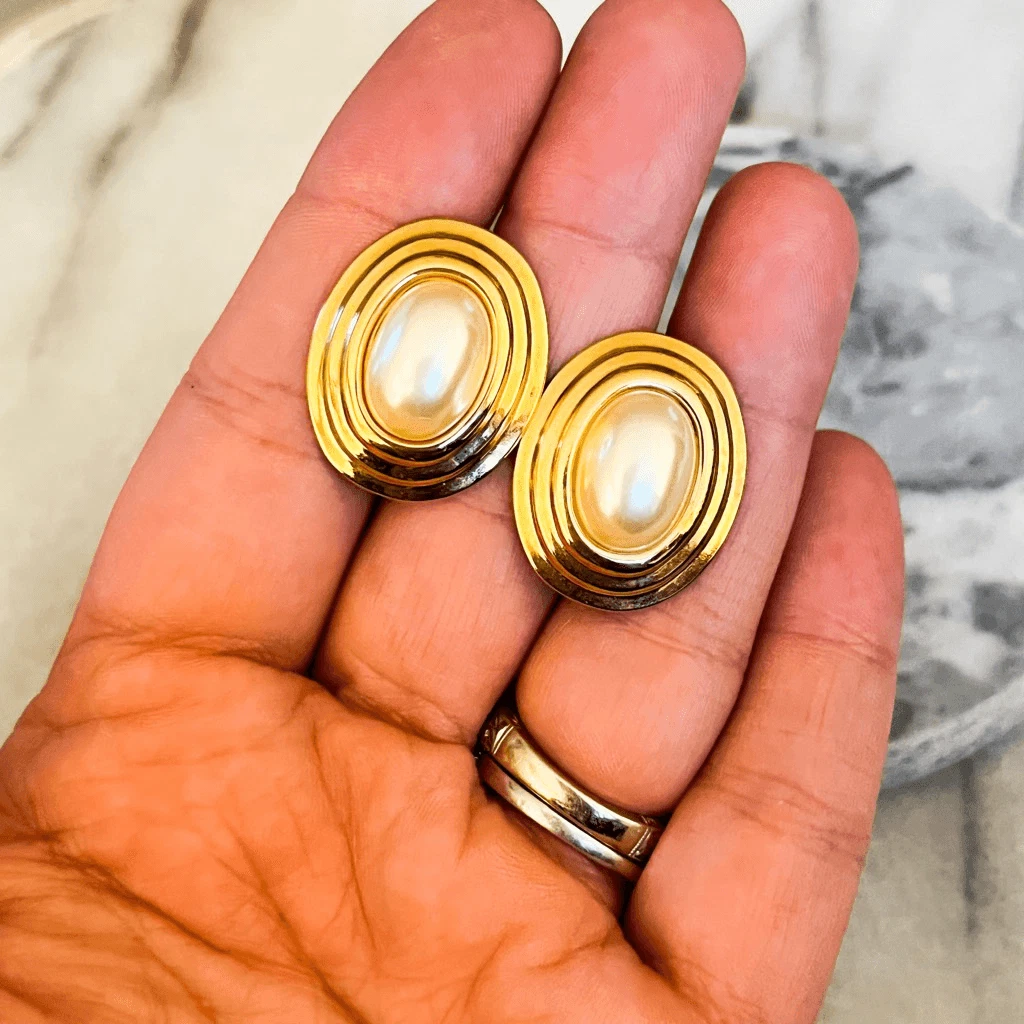 Vintage Napier Earrings Pearl Gold Oval Screw Back Retro Cottagecore Grannycore