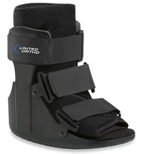 United Ortho Short Air Cam Walker Fracture Boot Small Black Clean Used