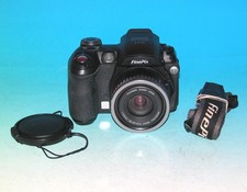 Reconditioned - Fujifilm FinePix S5100 4.0MP Digital Camera - Black 9375