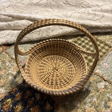 Charleston Gullah Sweetgrass Basket- Handwove...