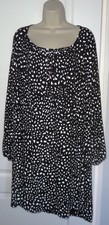 BNWT YOURS Clothing Black Mix Stretch Jersey Swing Longline Tunic Top Size 26 28