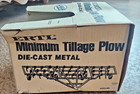 Ertl 1/16 Minimum Tillage Plow, Ford Blue 1/16 stock no. 838 — photo 6