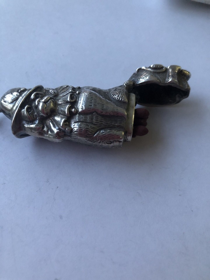 Vesta Case solid silver Punch and Judy dog ( Toby ) eBay