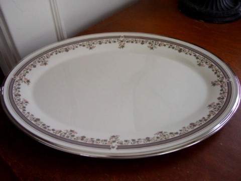 Lenox Lace Point Large Oval Serving Platter - Elegant and Stylish