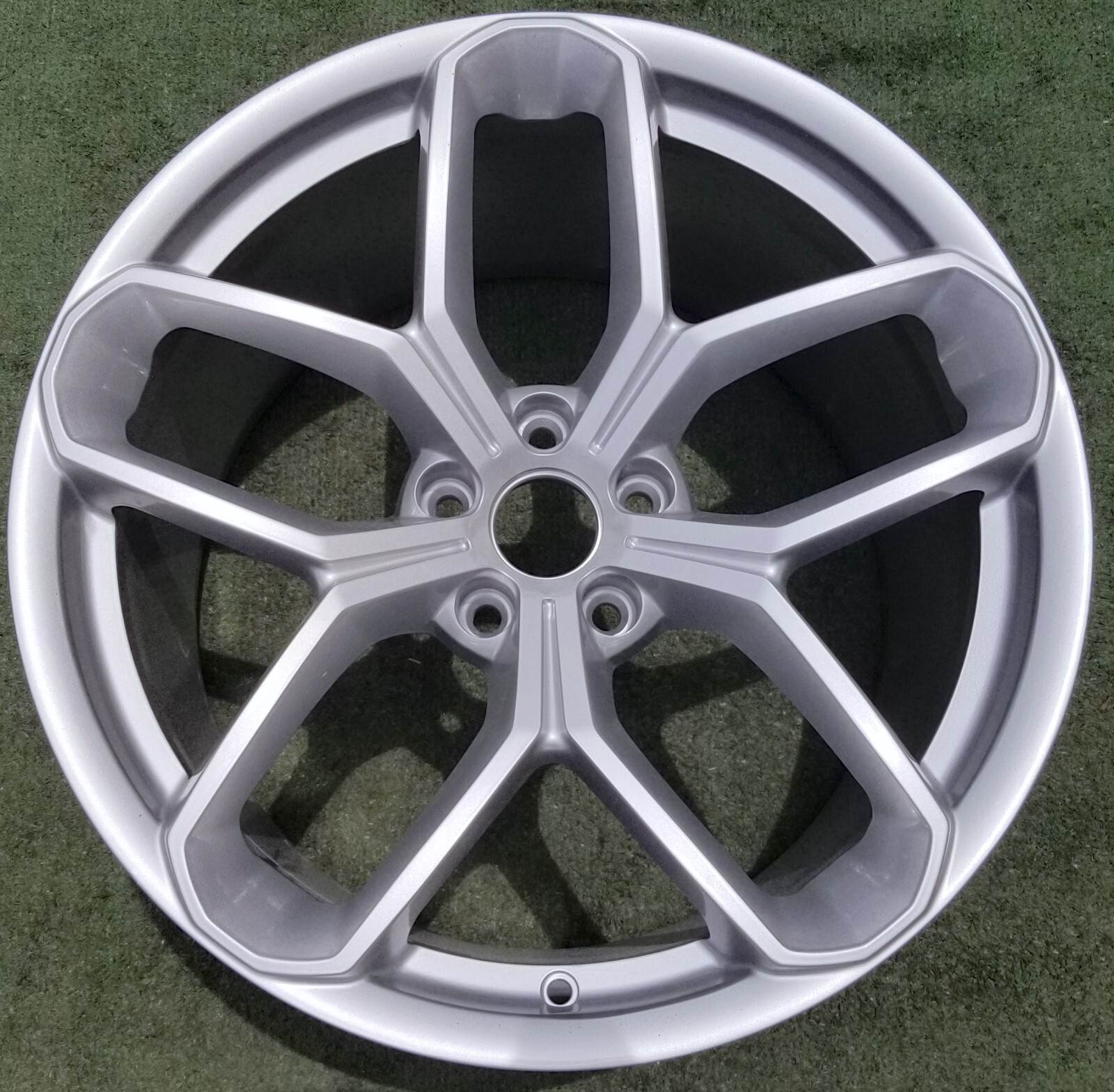 Factory Lamborghini Huracan KARI Wheel Genuine Perfect OEM Rear 19 in 4T0601017K