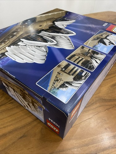 LEGO Creator Expert: Sydney Opera House (10234) 40 Year Anniversary Architecture - Picture 12 of 23