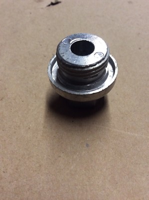 KAWASAKI KZ750 ZG1200 ZX600 KZ400 CRANKCASE PLUG OEM NOS 92066-066