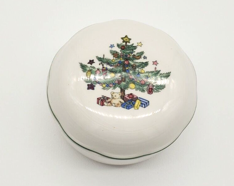 NIKKO Christmas Candy Dish Covered Round Trinket Box 4" Tree Holly