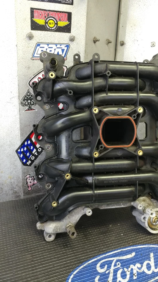 Colector de admisión Ford Mustang GT 1998 Crown Victoria 4,6 L 281 compatible con 1996 1997 Foto 2 de 4