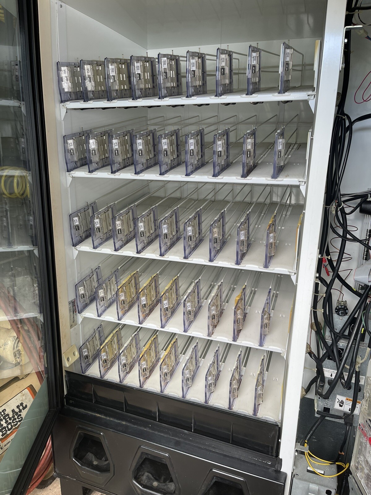 DIXIE NARCO BOTTLE DROP VENDING MACHINE eBay