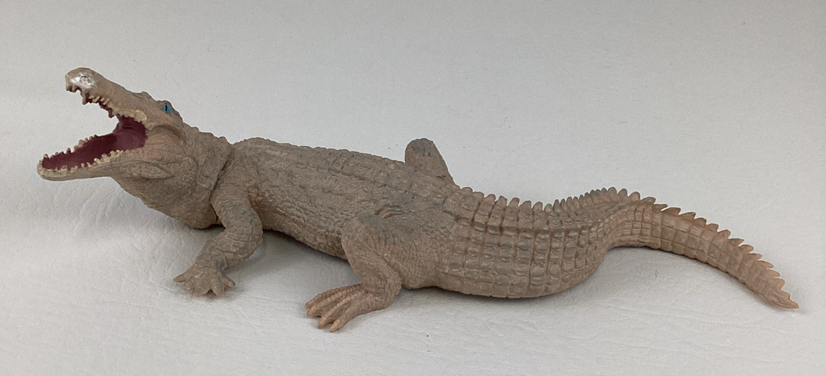 Papo Wild Animal Kingdom White Albino Crocodile 9