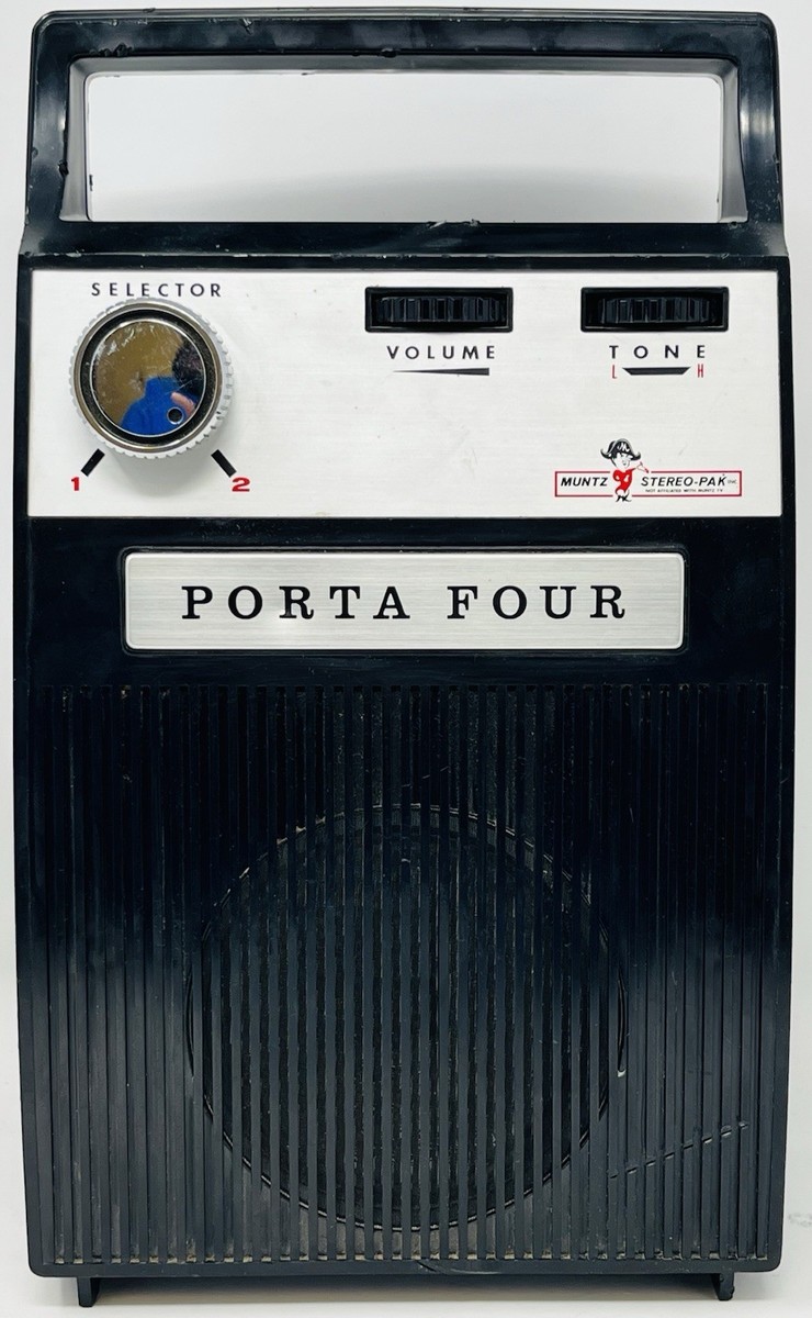 Vintage MUNTZ Stereo Pak PORTA FOUR Tape Player with DC Power Cord