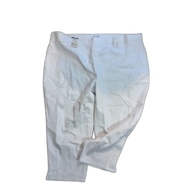 NWT 4X Terra & Sky white pull on Capri jean style pants plus size