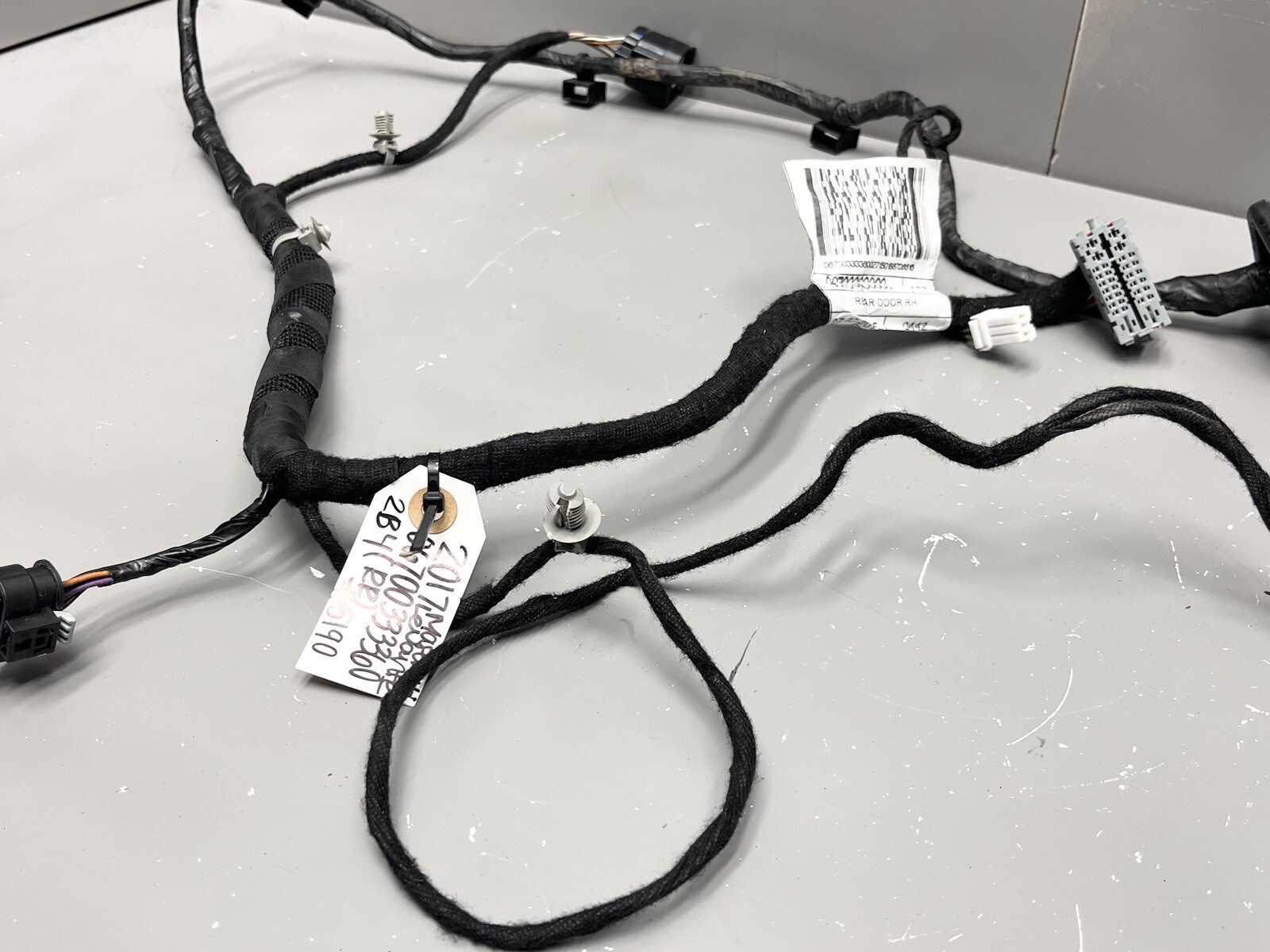 ⭐️2017-2020 MASERATI LEVANTE REAR RIGHT PASSENGER DOOR WIRE WIRING HARNESS OEM