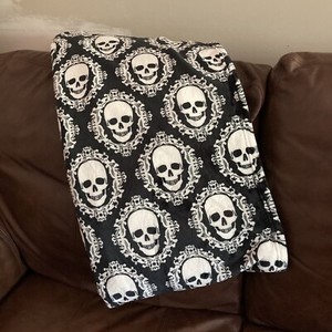 well dressed home oversized decorative throw Amazon.com: Well Dressed Home Christmas Winter Throw Blanket (Wintry Town,  Throw 60x70) : Home & Kitchen