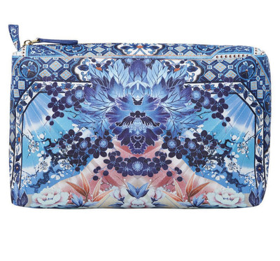 camilla pouch