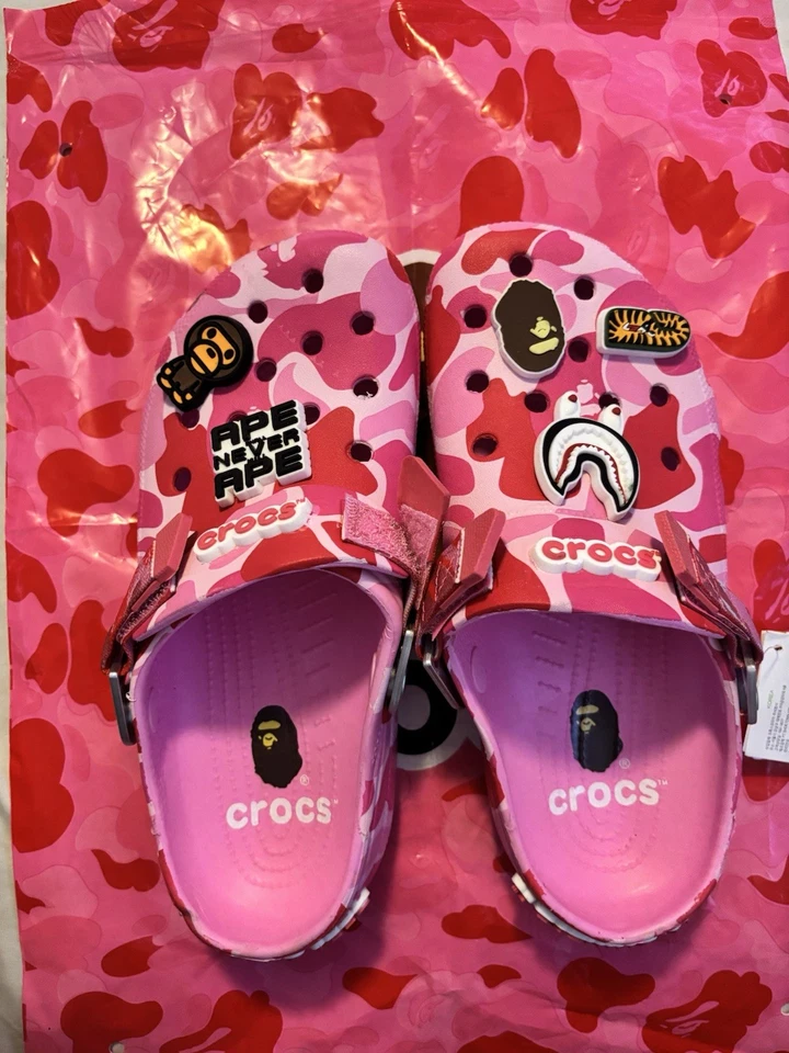A Bathing Ape Clog ABC Camo Pink Crocs x Bape🩷 W8 - Image 4 of 4