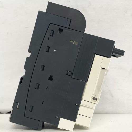 Unidad de control Schneider Electric LUCBX6BL LUB12 0,15-0,60A - Imagen 5 de 7