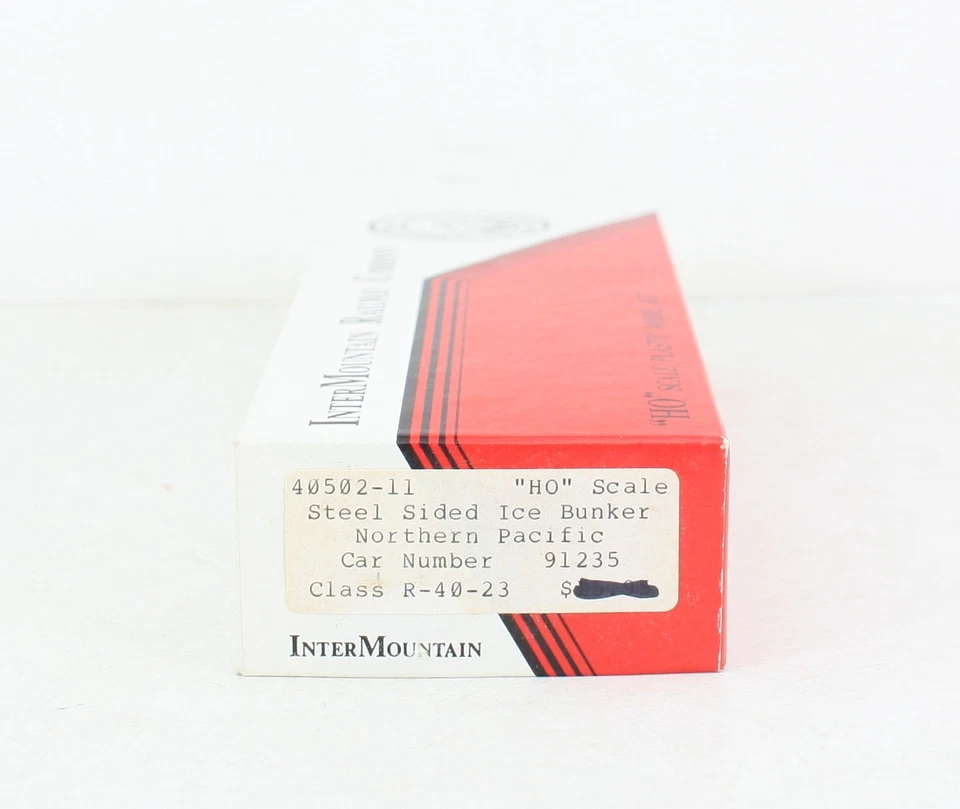 HO Intermountain 40502-11 Northern Pacific Steel Sided Ice Bunker #91235 - Image 2 of 3