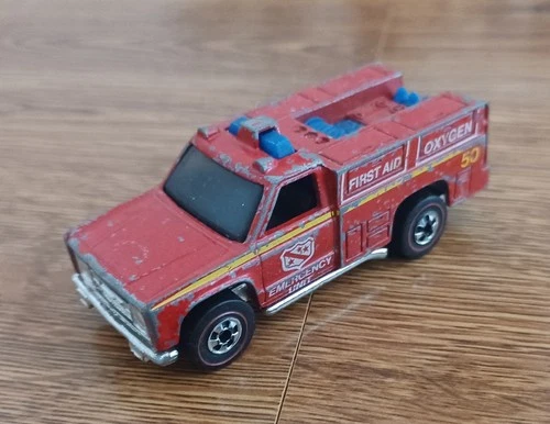 Vintage 1974 Hotwheels Redline EMERGENCY UNIT TRUCK. Hong KONG.