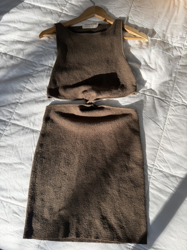 Bec + Bridge Brown Ribbed Knit Twist Open waist Mini Dress Size 10