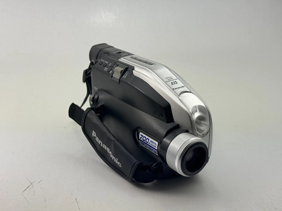 Vintage Panasonic PV-L354D VHS-C Palm Corder Camcorder Bundle Battery Charger - Image 3 of 4