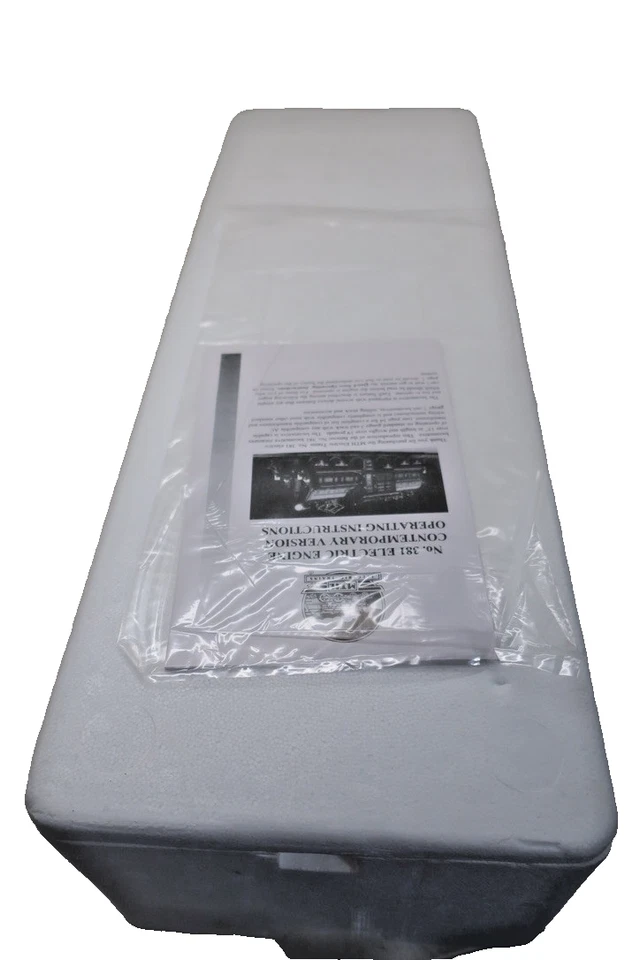 MTH Standard Tinplate Two Tone Green 381E Locomotive Contemporary 10-1077-1 - Image 4 of 4