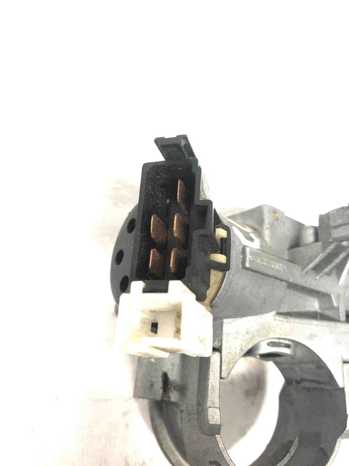 Cerradura de encendido MITSUBISHI COLT IV CAA slm6 1.5 gasolina 66kw 1996 21131205 - Imagen 3 de 4