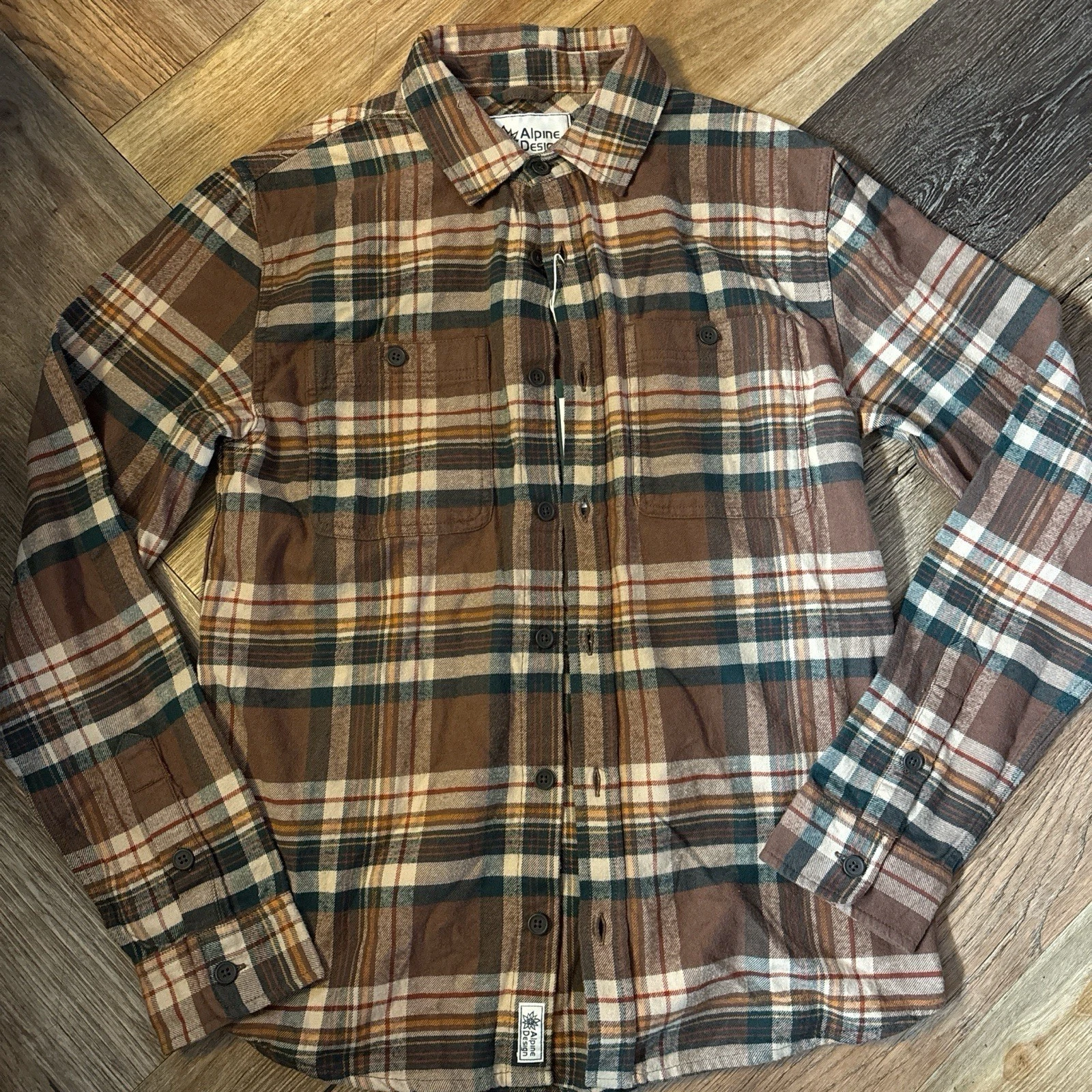 Alpine Design Men Flannel Shirt Brown Plaid Button Up Small Casual Outdoor