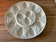 Portugal Bordallo Pinheiro White Cream Rabbit Deviled Egg Plate Platter Majolica