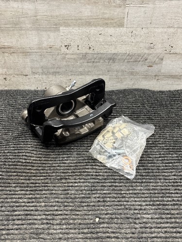Cardone 19-B1637 Disc Brake Caliper For Select 92-04 Acura Honda Isuzu Models - Picture 2 of 12