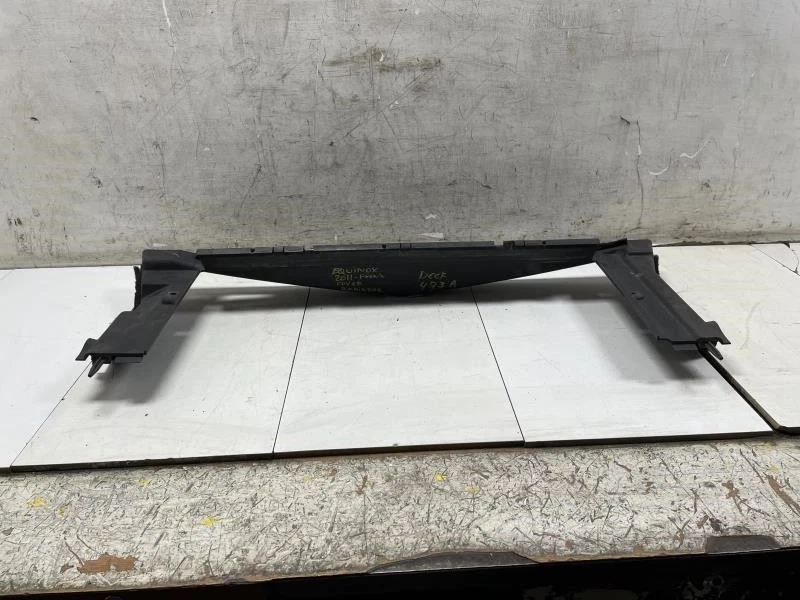 Chevrolet Equinox LT 2011 marco de radiador superior OEM+ Foto 4 de 4