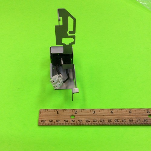 Conector de puerto de alimentación para impresora láser HP Laserjet 4100N - Imagen 2 de 2