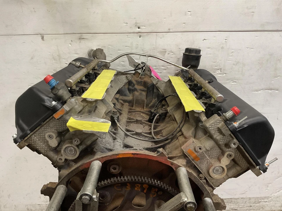 Used Engine Complete Assembly fits: 2006 Mitsubishi Mitsubishi raider 4.7L stand — 第 4/4 张图片